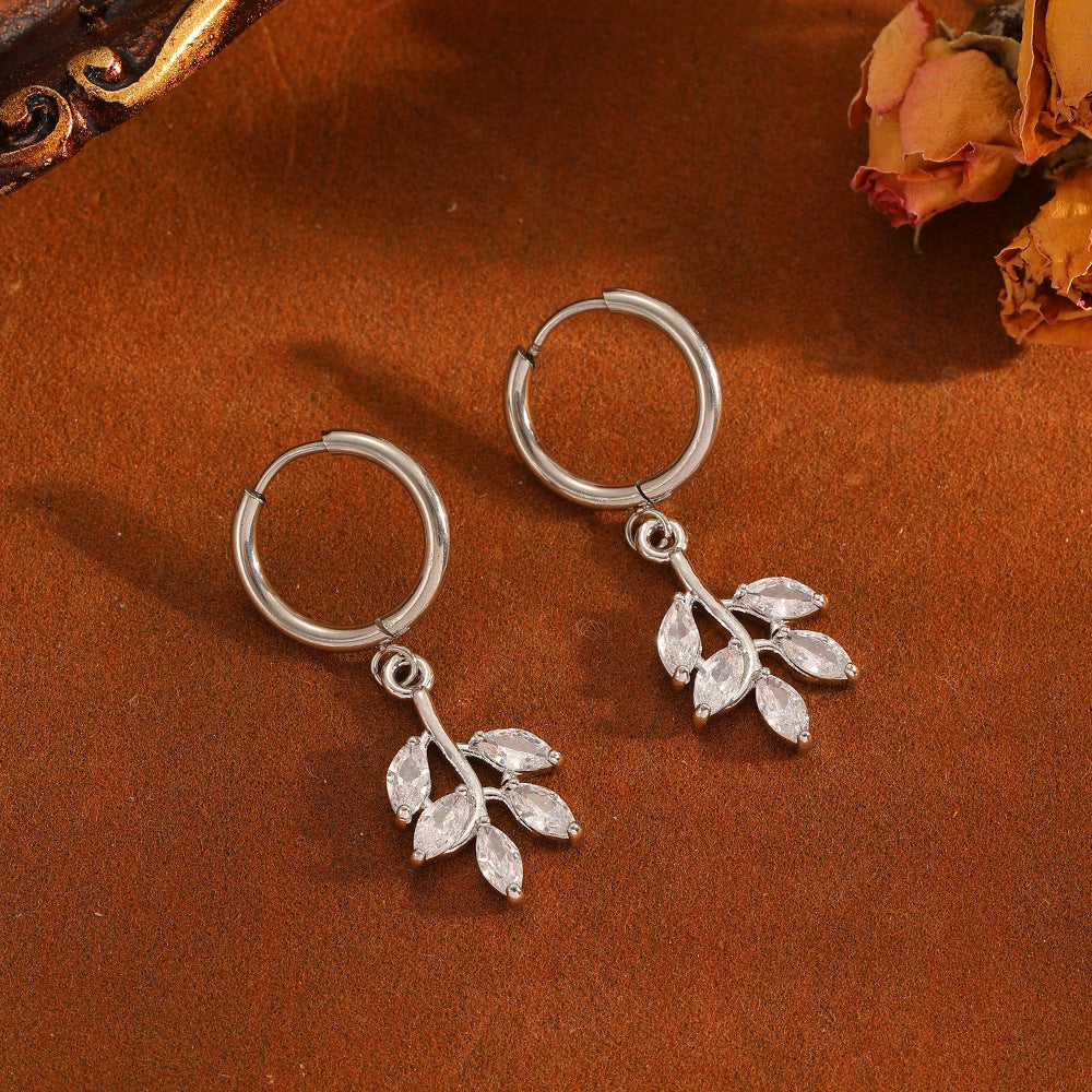 Leaf Pendant Necklace and Earrings Set